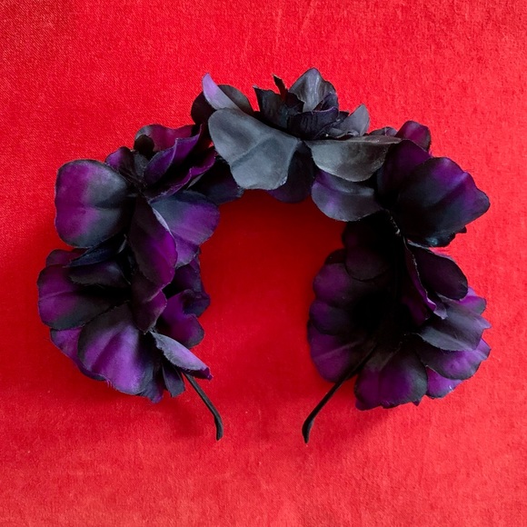 Black and purple flower headband 🖤 - Picture 1 of 4